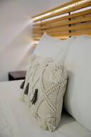 IRIS' Garden Retreat