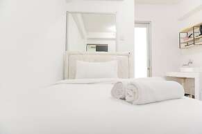 Good And Nice Studio At Green Bay Pluit Apartment