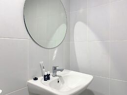 Simply And Cozy Stay Studio Patraland Urbano Apartment