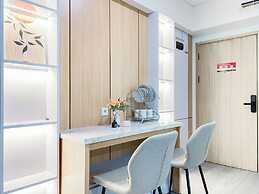 Restful And Homey 2Br At Meikarta Apartment