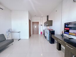Good Location And Relaxing 1Br Apartment At Aryaduta Residence