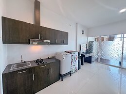 Good Location And Relaxing 1Br Apartment At Aryaduta Residence
