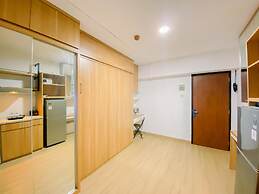 Homey And Restful Studio At Kebagusan City Apartment