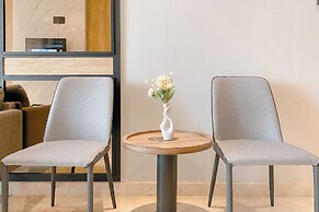 Wonderful And Homey 1Br Apartment The Empyreal Epicentrum Kuningan