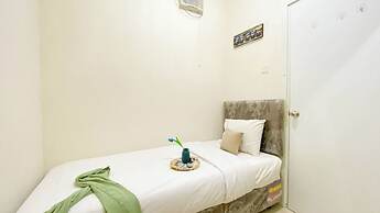 Good Choice And Restful 2Br Green Pramuka City Apartment Near Mall