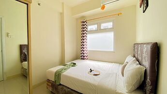 Good Choice And Restful 2Br Green Pramuka City Apartment Near Mall