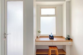 Homey And Compact Studio Apartment Springlake Summarecon Bekasi