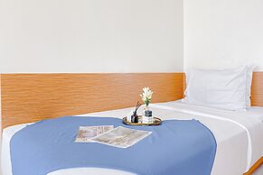 Homey And Compact Studio Apartment Springlake Summarecon Bekasi