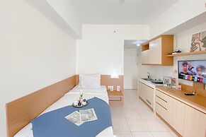 Homey And Compact Studio Apartment Springlake Summarecon Bekasi