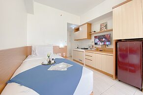 Homey And Compact Studio Apartment Springlake Summarecon Bekasi