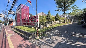 Modern Look Studio (No Kitchen) Apartment At Skales Residence Nusa Dua