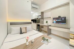 Cozy And Simply Studio Room At Apartment Tokyo Riverside Pik 2