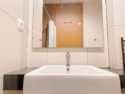 Tranquil Studio Room At Dago Suites Apartment