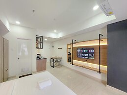 Relaxing Studio At Podomoro City Deli Medan Apartment