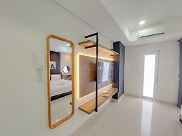 Relaxing Studio At Podomoro City Deli Medan Apartment