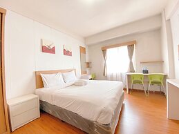Modern Studio Room At Apartment Pinewood