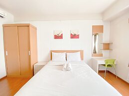 Modern Studio Room At Apartment Pinewood