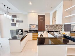 Restful And Simple 2Br At The Via And The Vue Apartment