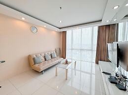 Restful And Simple 2Br At The Via And The Vue Apartment