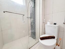 Restful And Simple 2Br At The Via And The Vue Apartment