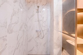 Good Place And Comfy Studio At Anwa Residence Apartment