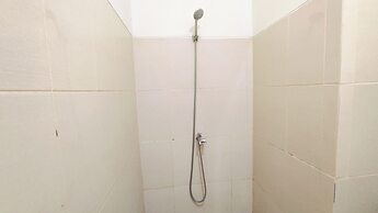 Best Value And Good Location Studio At Bale Hinggil Apartment