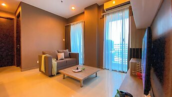 Homey Combined 3Br With Working Room At Gp Plaza Apartment