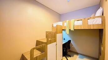 Homey Combined 3Br With Working Room At Gp Plaza Apartment