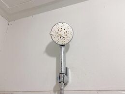 The Enigma 2Br At Suites @Metro Apartment