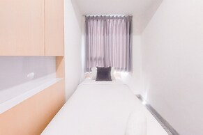 Homey And Good Place 2Br At Collins Boulevard Apartment