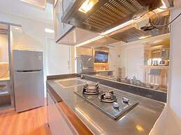 Luxurious 3Br At Gateway Ahmad Yani Cicadas Apartment