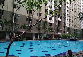Luxurious 3Br At Gateway Ahmad Yani Cicadas Apartment
