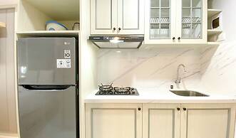 Cozy And Best Studio Apartment Tokyo Riverside Pik 2