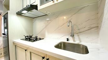 Cozy And Best Studio Apartment Tokyo Riverside Pik 2