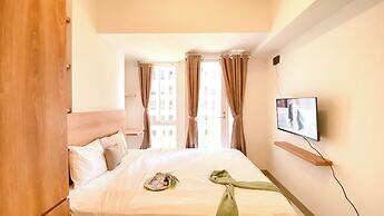 Good Place Studio Apartment At Tokyo Riverside Pik 2