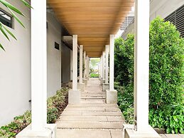 Cozy Studio At Monroe Apartment