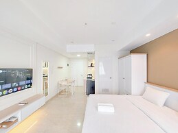 Comfortable Studio At Podomoro City Deli Medan Apartment