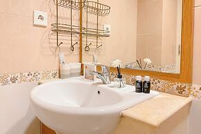 Cozy And Elegant 1Br Apartment The Boulevard