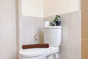 Relaxing And Cozy 2Br At Meikarta Apartment