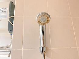 Modern Abode 2Br Apartment At Parahyangan Residence