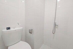 Homey And Elegant Studio At Apartment Sentraland Medan