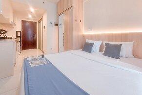 Good And Cozy Stay Studio At Sky House Alam Sutera Apartment