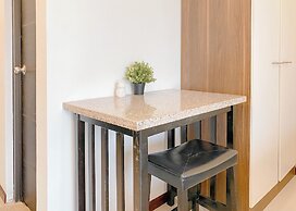 Restful And Cozy Studio Tamansari Semanggi Apartment