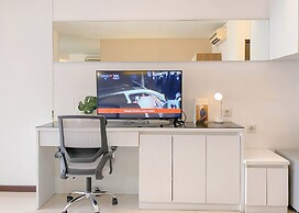 Restful And Cozy Studio Tamansari Semanggi Apartment