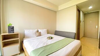 Comfort And Great Location Studio At Gold Coast Apartment