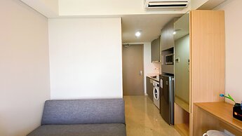 Comfort And Great Location Studio At Gold Coast Apartment