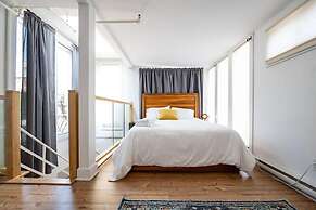 Stunning Old Montreal Penthouse