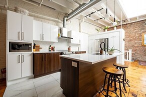 Stunning Old Montreal Penthouse