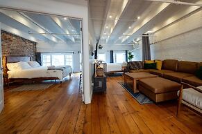 Stunning Old Montreal Penthouse