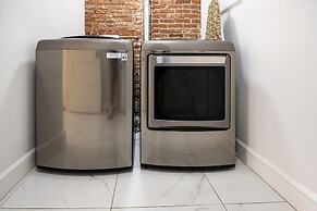 Stunning Old Montreal Penthouse